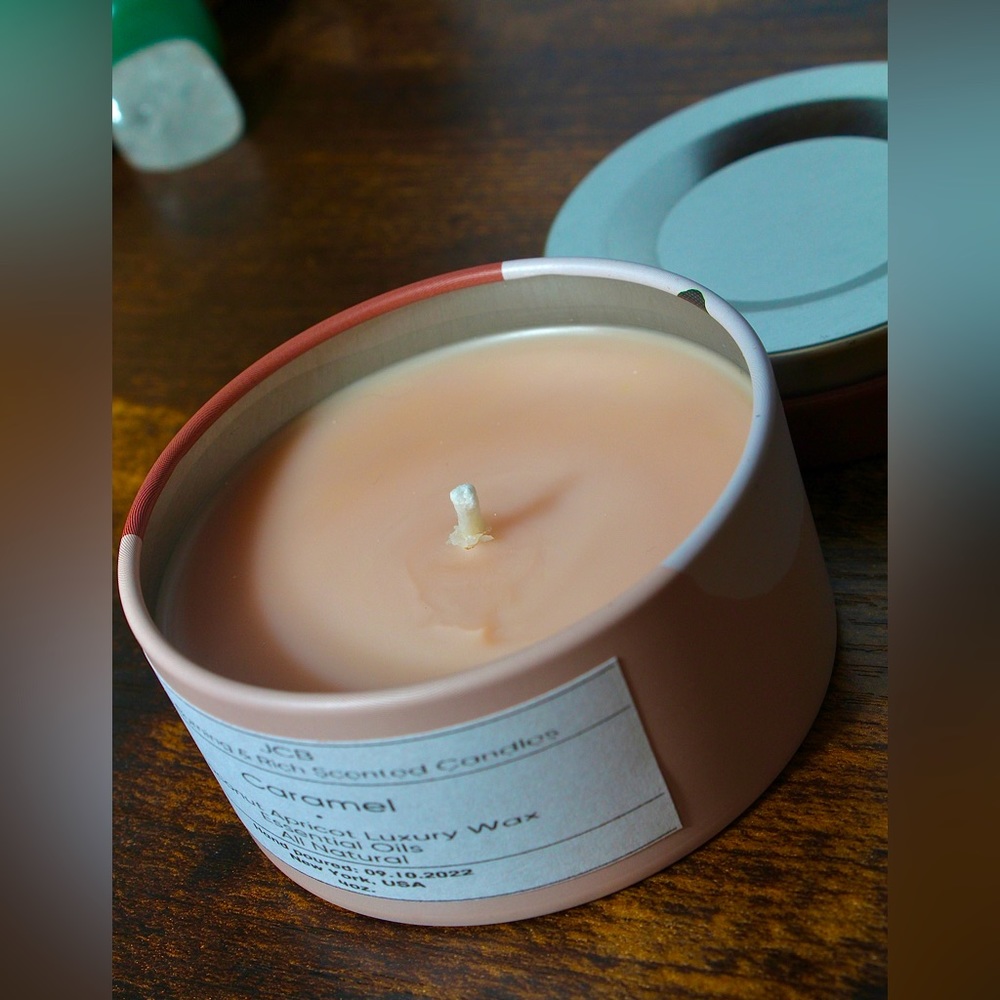Caramel Scented Coconut & Apricot Luxury Wax Creamy Candle Essential Oils 4oz